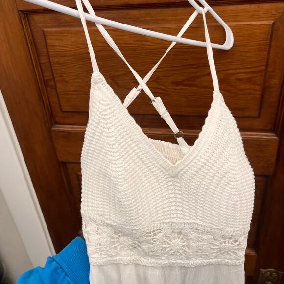 Hollister Mixed Fabric Crochet Style Maxi Dress size XS Cloud White NWT's $70 - Picture 5 of 14